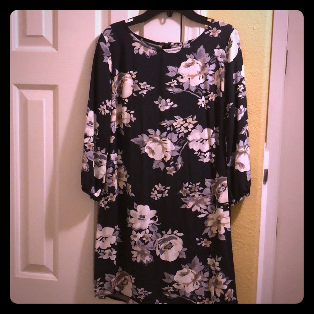 Old Navy floral shift dress